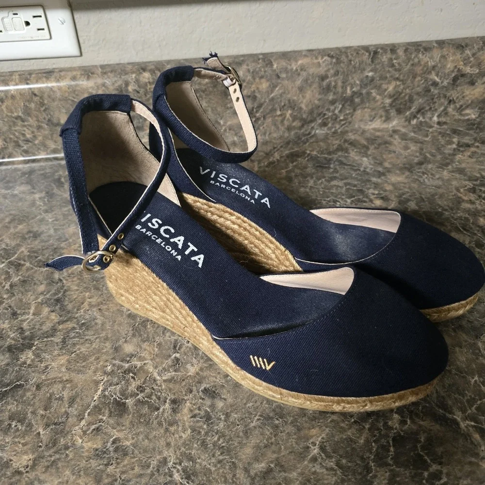 Viscata Navy Blue Low Wedge Espadrilles‎ Sandals - Size US 11.5